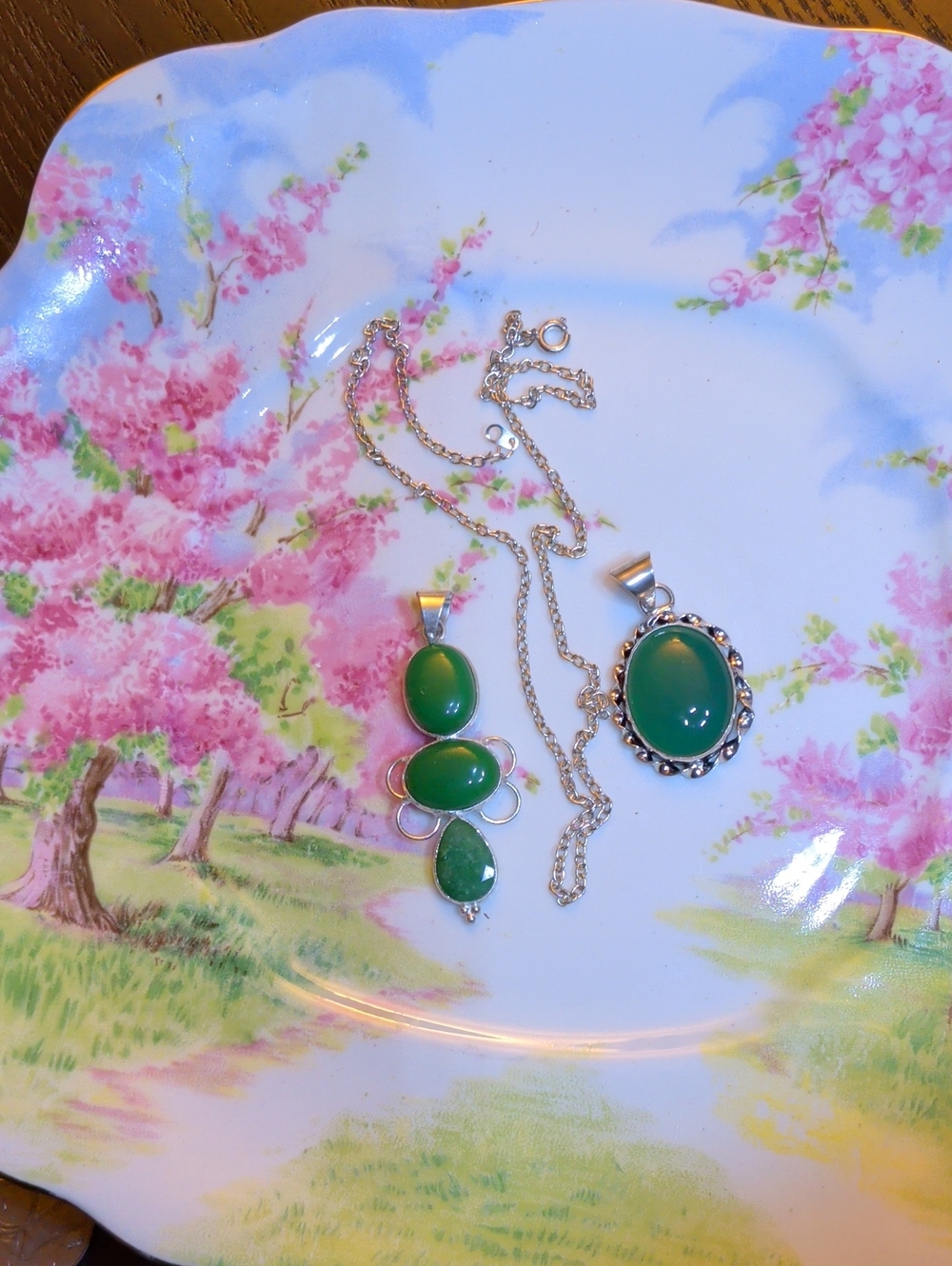 Green Onyx And Emerald Pendants Bundle+ 1 Chain